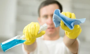 ¿Por qué una empresa debería contratar un servicio profesional de limpieza?